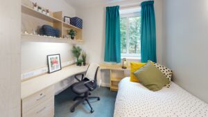 Large Ensuite