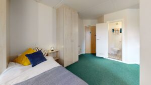 Large Twin Ensuite Studio