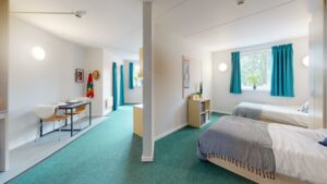 Large Twin Ensuite Studio