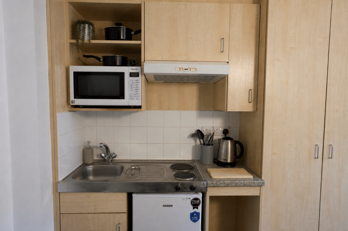 Ensuite Studio